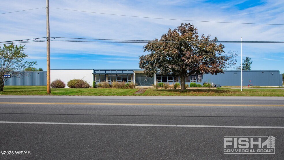 2250 Reach Rd, Williamsport, PA à louer - Photo du bâtiment - Image 1 de 9