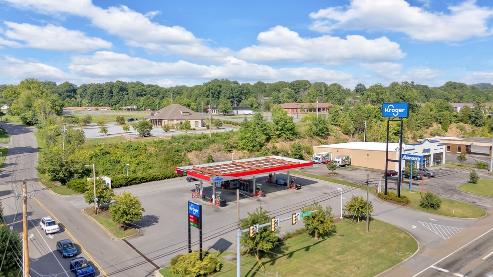 1800 E Stone Dr, Kingsport, TN à vendre - Photo du bâtiment - Image 3 de 9