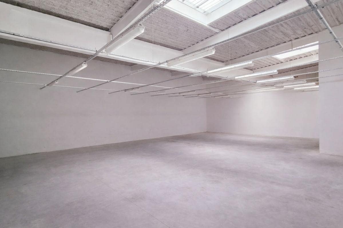 6 Rue Bernard Palissy, Bondoufle for lease Interior Photo- Image 1 of 9