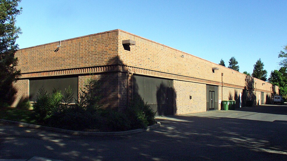 1616-1632 Da Vinci Ct, Davis, CA à louer - Photo du bâtiment - Image 2 de 17