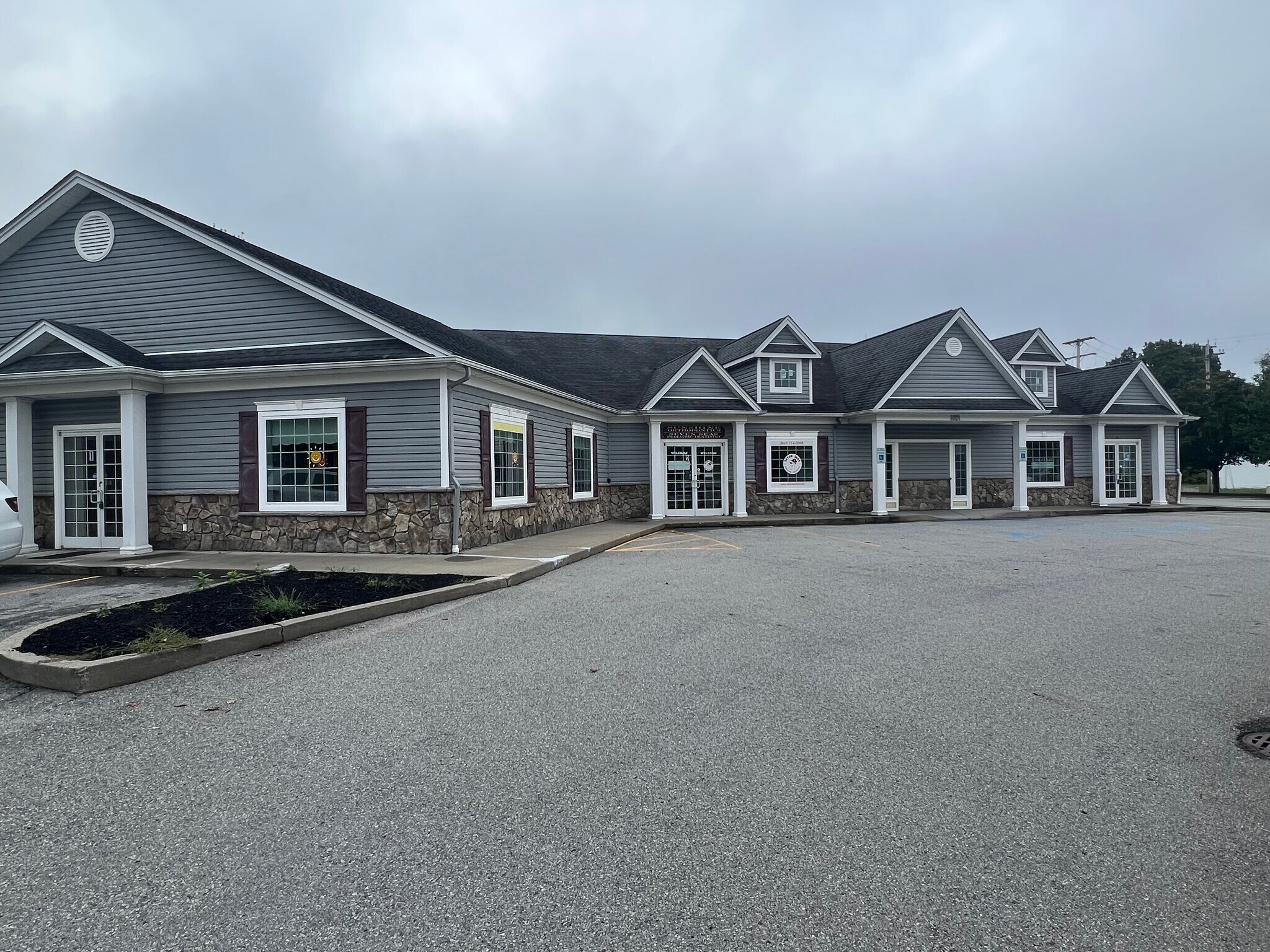 1001 Route 376, Wappingers Falls, NY à louer Photo du bâtiment- Image 1 de 15