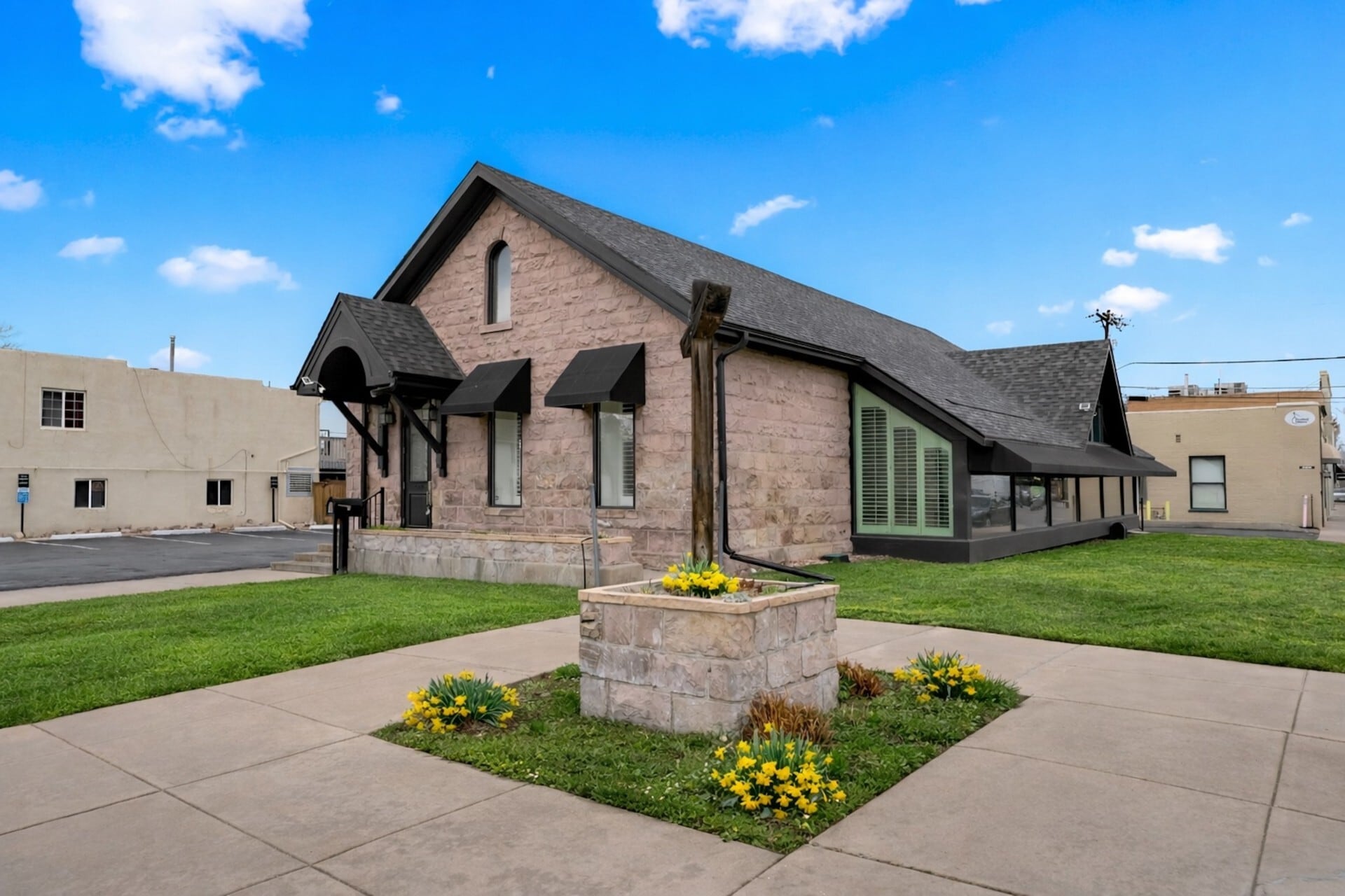 2505 W Alamo Ave, Littleton, CO for sale Primary Photo- Image 1 of 12