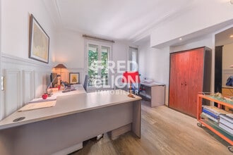 4 Avenue Percier, Paris for lease Interior Photo- Image 1 of 3