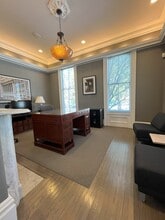 824 E St, San Rafael, CA for sale Interior Photo- Image 2 of 9