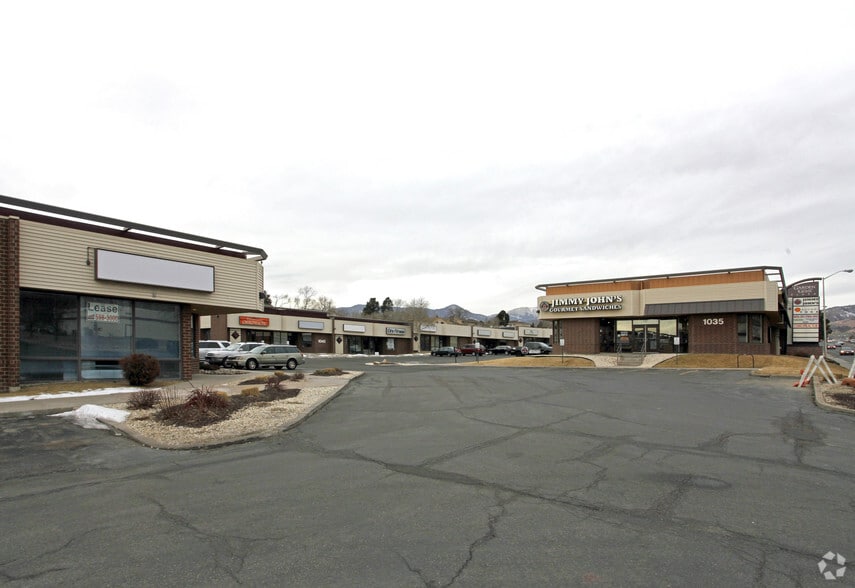 1045 W Garden Of The Gods Rd, Colorado Springs, CO for lease - Primary Photo - Image 1 of 13