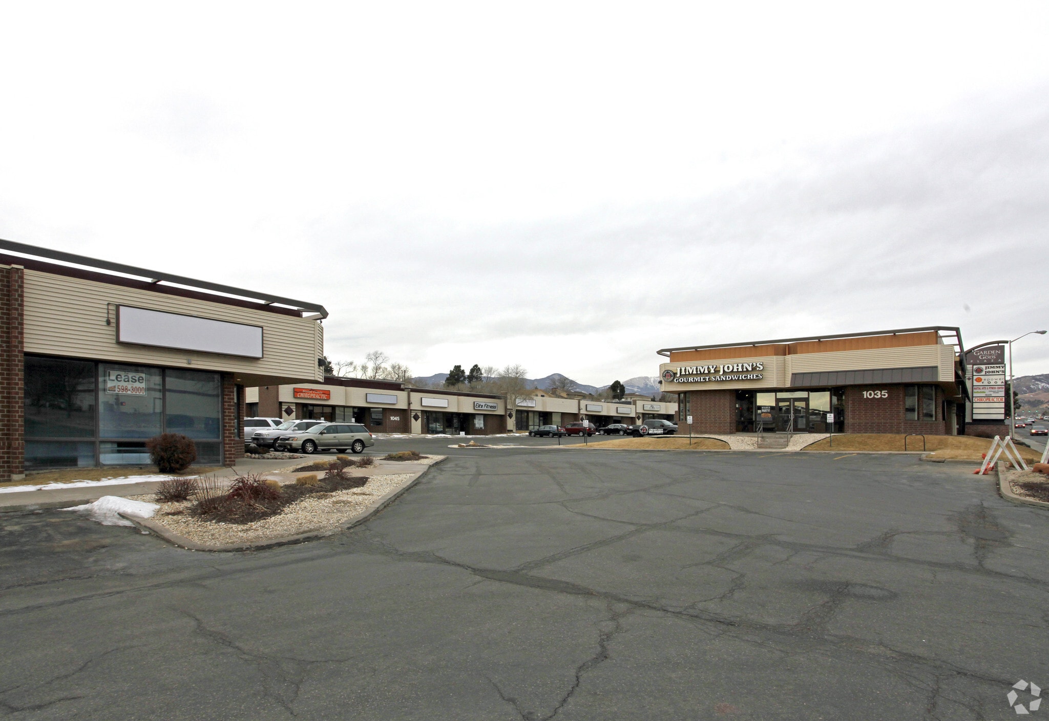 1045 W Garden Of The Gods Rd, Colorado Springs, CO for lease Primary Photo- Image 1 of 14