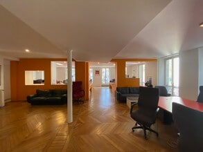 65 Rue De Turbigo, Paris for lease Interior Photo- Image 2 of 15