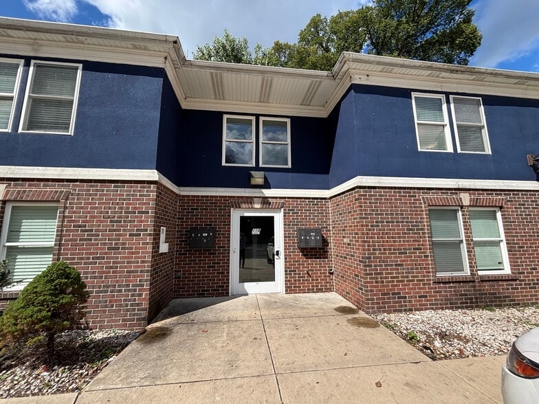 118 Rhodes St, South Bend, IN for sale - Building Photo - Image 2 of 8