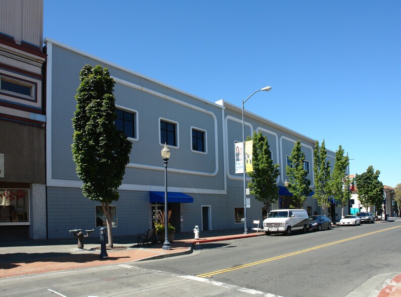 301 Georgia St, Vallejo, CA à louer - Photo du bâtiment - Image 2 de 15
