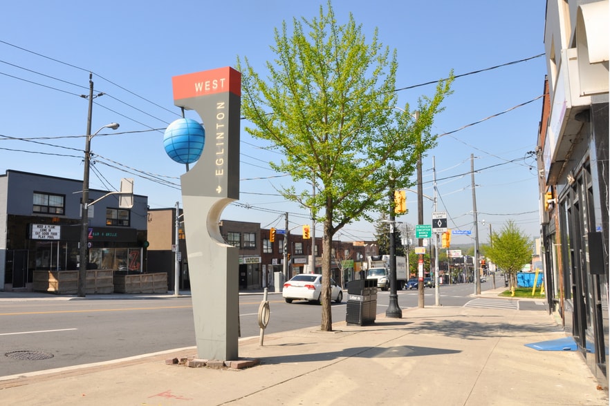 2544 Eglinton Av W, Toronto, ON for sale - Building Photo - Image 2 of 21