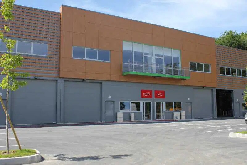 Flex dans Villebon-sur-Yvette à louer - Photo du bâtiment - Image 1 de 5