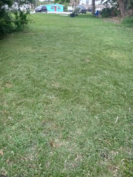 1219 Avenue M, Fort Pierce, FL for sale - Building Photo - Image 2 of 4