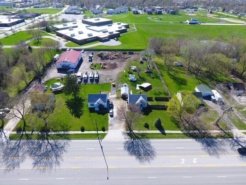 777-813 N Route 45, Bourbonnais, IL à vendre - Photo du bâtiment - Image 1 de 7