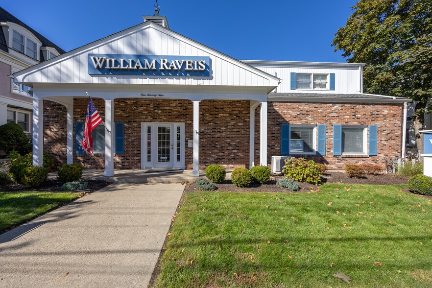 179 N Broad St, Milford, CT à louer - Photo du bâtiment - Image 2 de 29