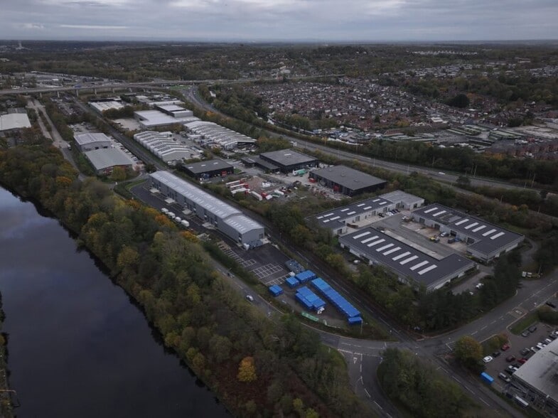 Astmoor Industrial Estate, Runcorn for lease - Building Photo - Image 3 of 3
