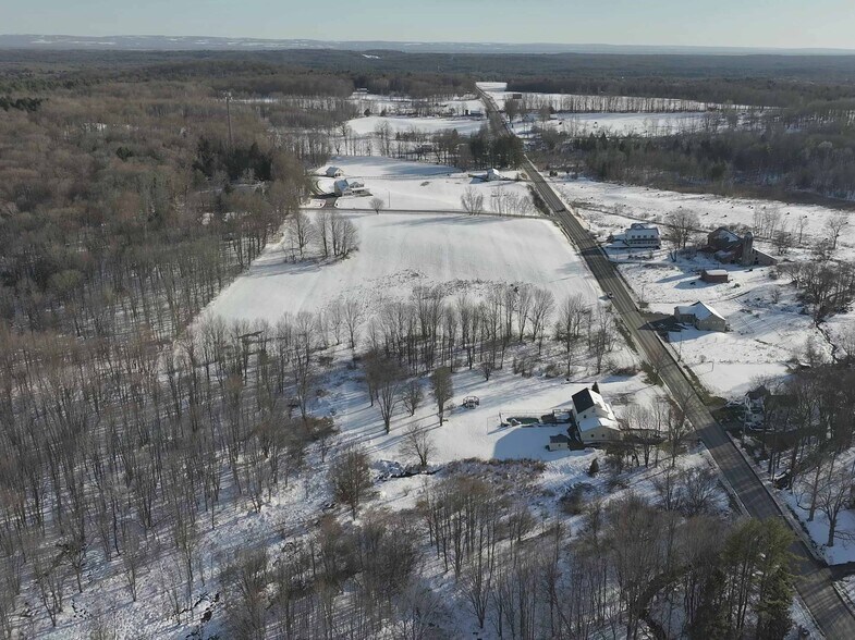 9524 Preston Hill Rd, Camden, NY à vendre - Photo du bâtiment - Image 3 de 10