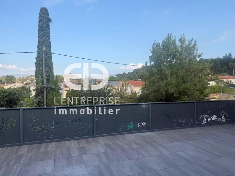 Office in Biot for lease - Building Photo - Image 3 of 4