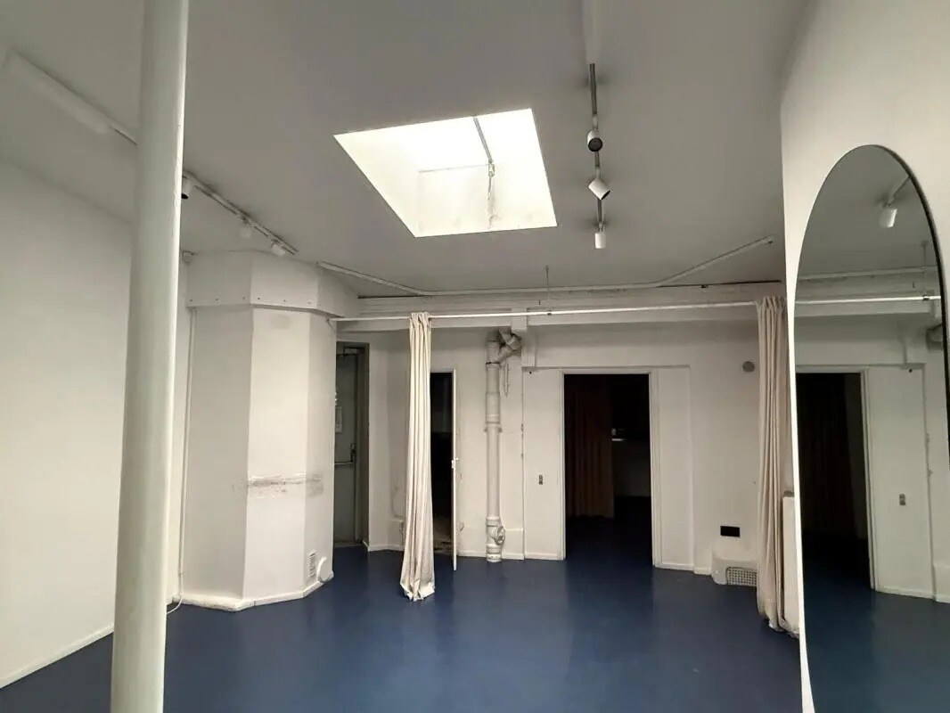 21 Rue Cassette, Paris, PAR 75006 - - - Photo intérieure - Image 1 of 1