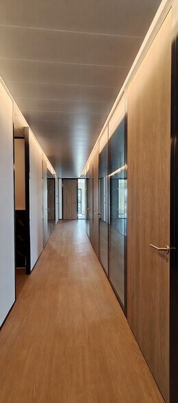 2 Bis Rue Marcel Dassault, Genas à vendre - Photo du bâtiment - Image 2 de 7