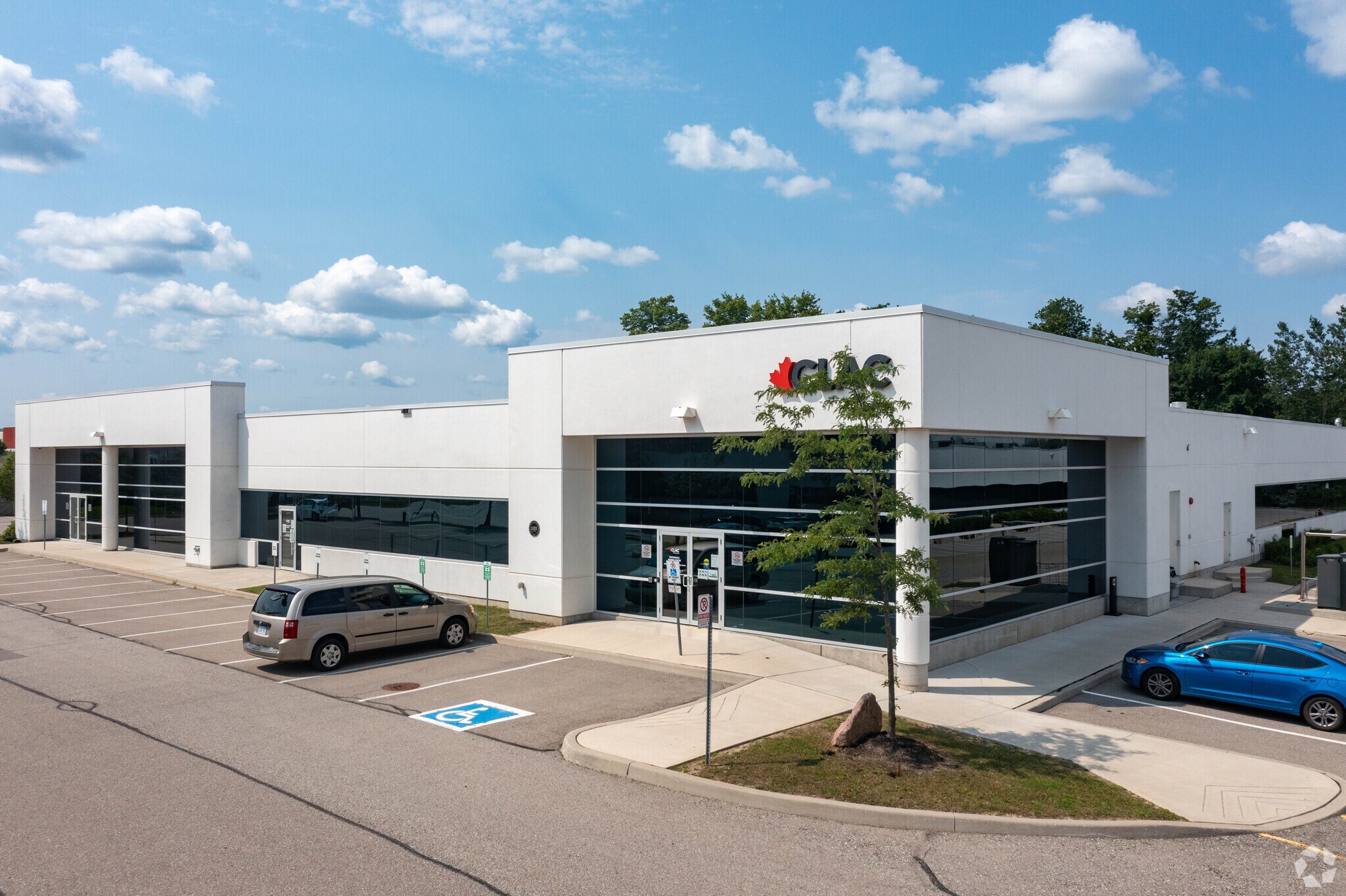 2555 Meadowpine Blvd, Mississauga, ON à vendre Photo principale- Image 1 de 1