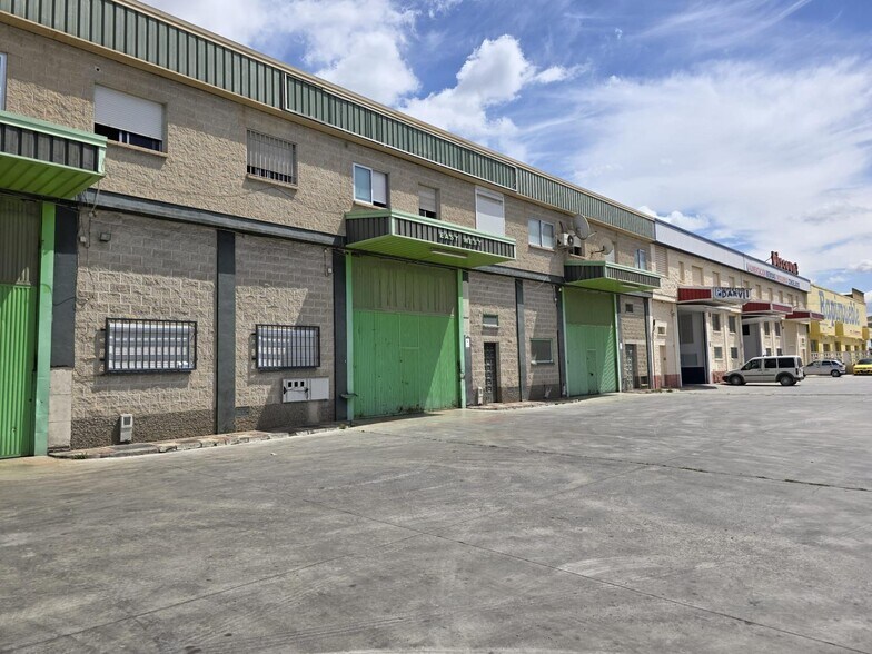 Industriel dans Atarfe, Granada à vendre - Photo du bâtiment - Image 2 de 9