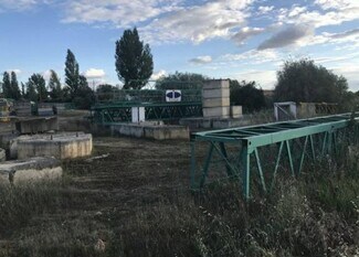 Plus de détails pour Terrain à louer