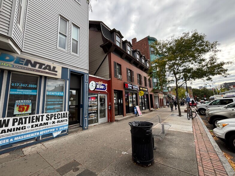 37-39 Maverick Sq, East Boston, MA for sale - Building Photo - Image 2 of 3