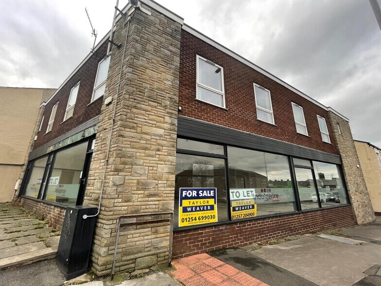148 High St, Rishton à louer - Photo du bâtiment - Image 2 de 2