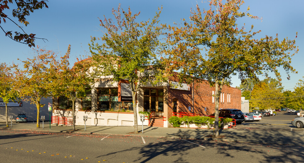 1215 Commercial St, Bellingham, WA for sale - Primary Photo - Image 1 of 1