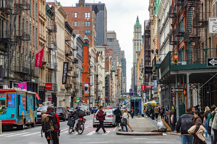 535 Broadway, New York, NY for sale - Building Photo - Image 3 of 12