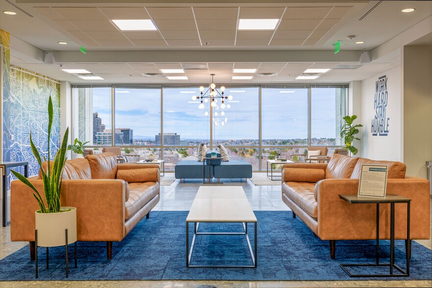 8400 E Crescent Pky, Greenwood Village, CO à louer - Photo du bâtiment - Image 2 de 18