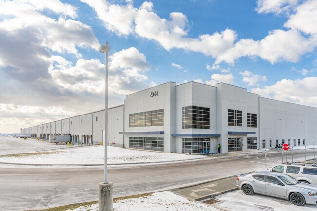 Plus de détails pour 41 Martha Dr, Bethel, PA - Industriel à louer
