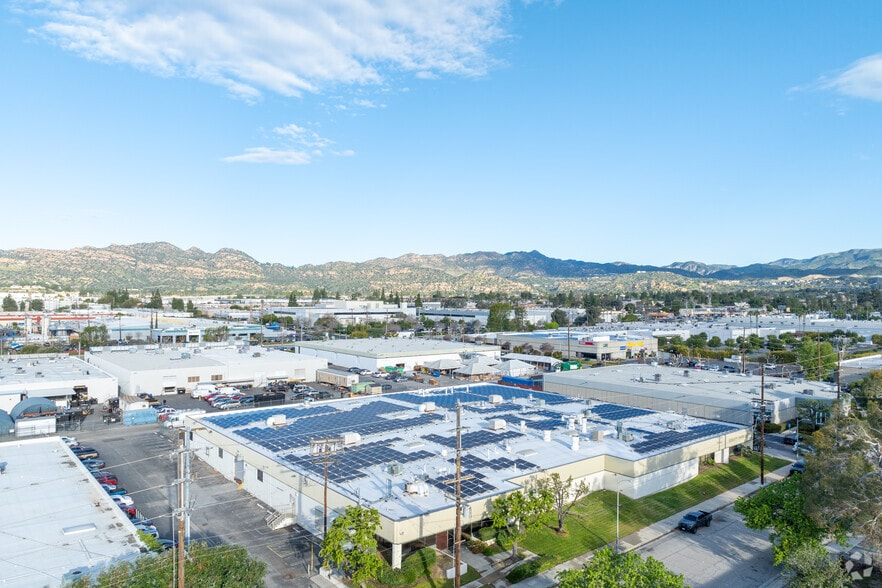 9621-9631 Irondale Ave, Chatsworth, CA for sale - Building Photo - Image 3 of 9