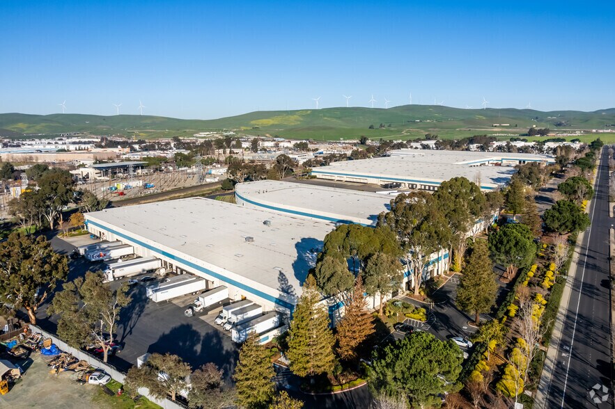 6818 Patterson Pass Rd, Livermore, CA à louer - Aérien - Image 3 de 4