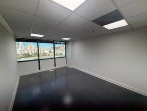2655 Le Jeune Rd, Coral Gables, FL for lease Interior Photo- Image 2 of 10