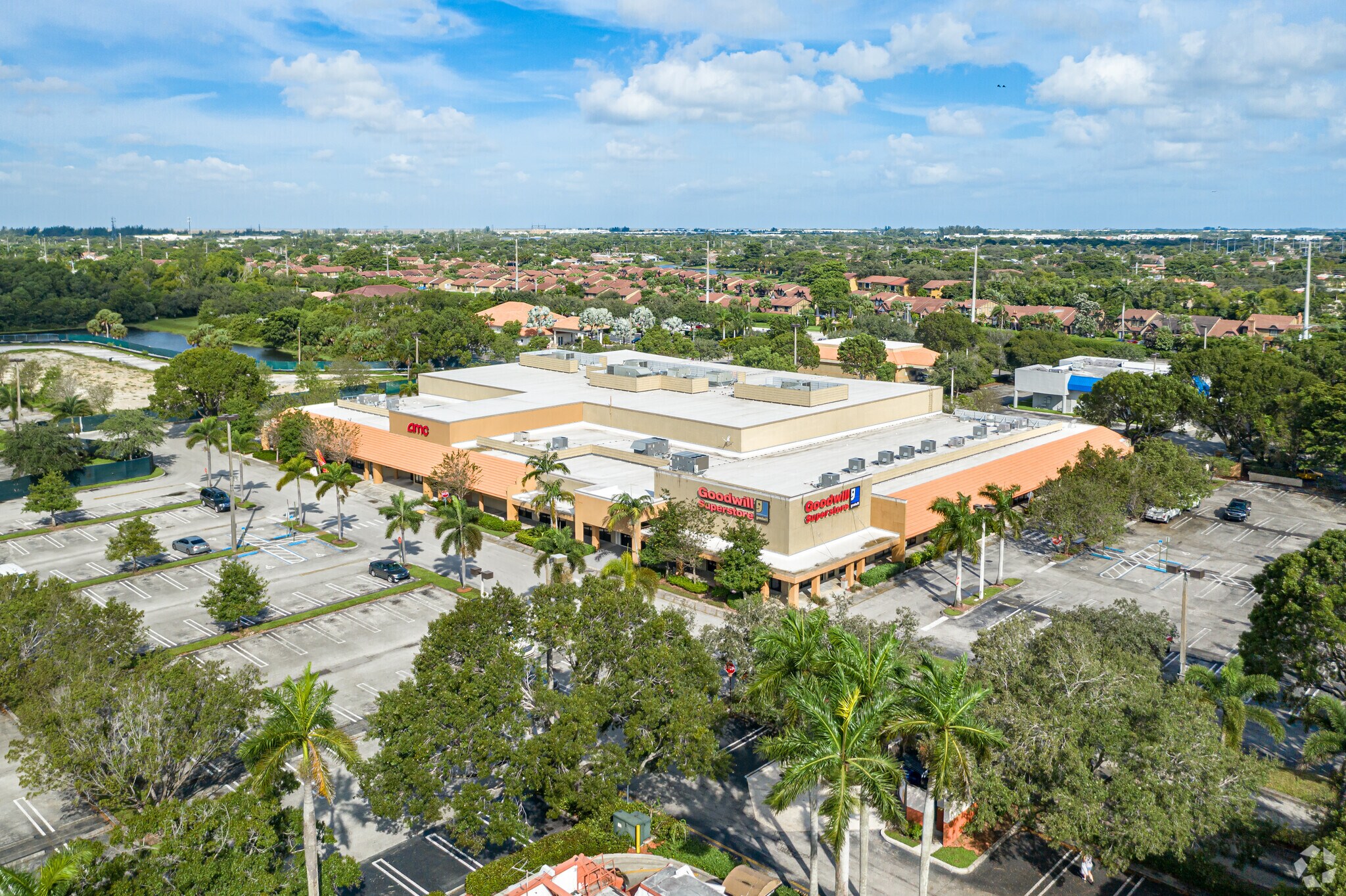 4305-4385 N Pine Island Rd, Sunrise, FL for lease Building Photo- Image 1 of 6