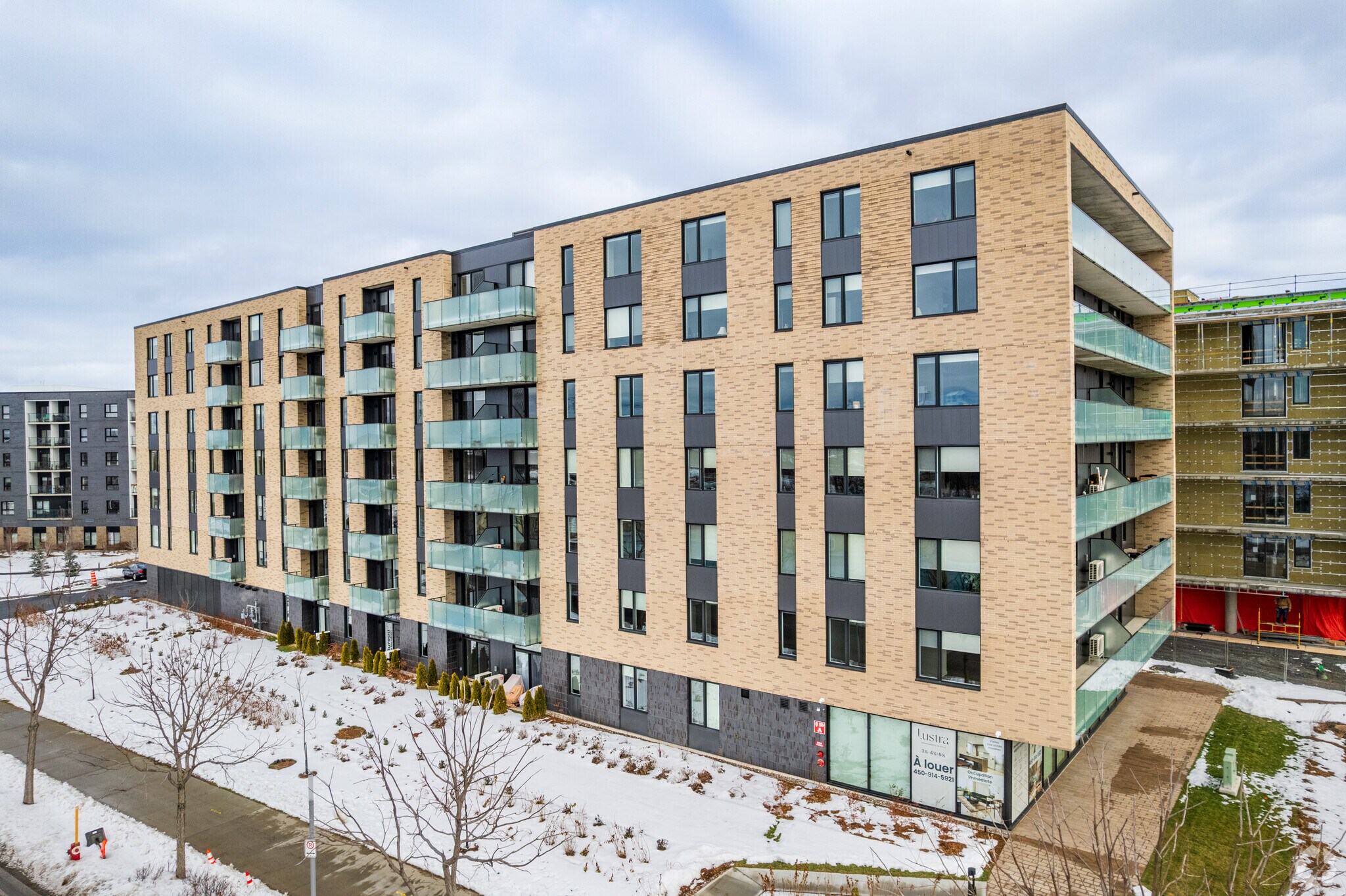 2905 Boul De La Pinière, Terrebonne, QC for sale Primary Photo- Image 1 of 1