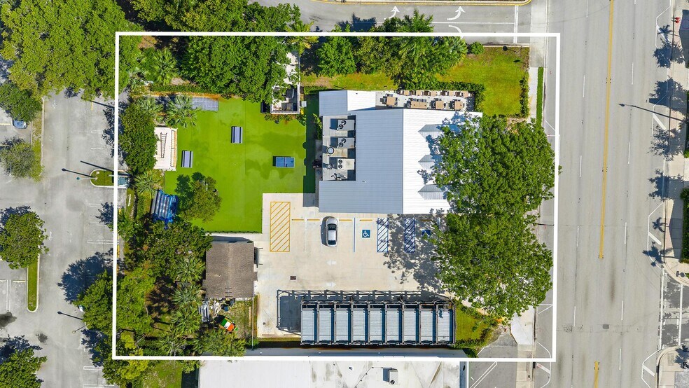 4801 S Dixie Hwy, West Palm Beach, FL à vendre - Photo du bâtiment - Image 1 de 23