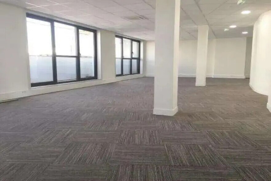 Bureau dans Boulogne-Billancourt à louer - Photo intérieure - Image 3 de 5