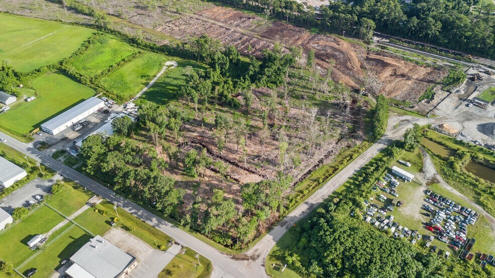 5081 Business Dr, Morehead City, NC for sale - Building Photo - Image 2 of 20