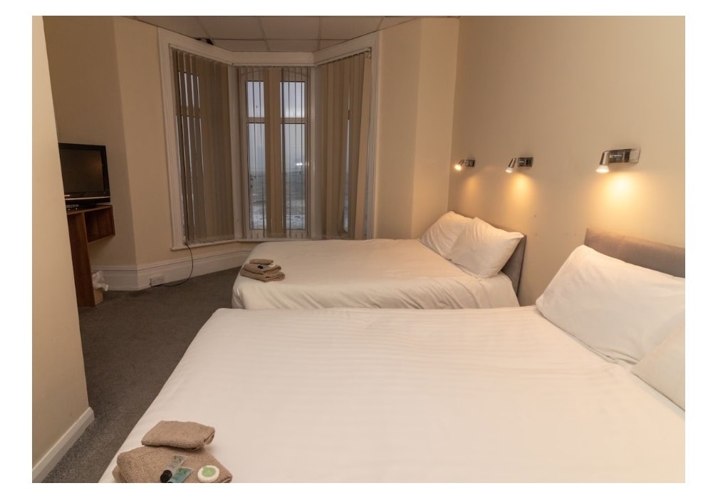 206-214 Promenade, Blackpool for lease Interior Photo- Image 1 of 6