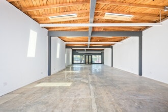601 S Fairfax Ave, Los Angeles, CA for lease Interior Photo- Image 1 of 3