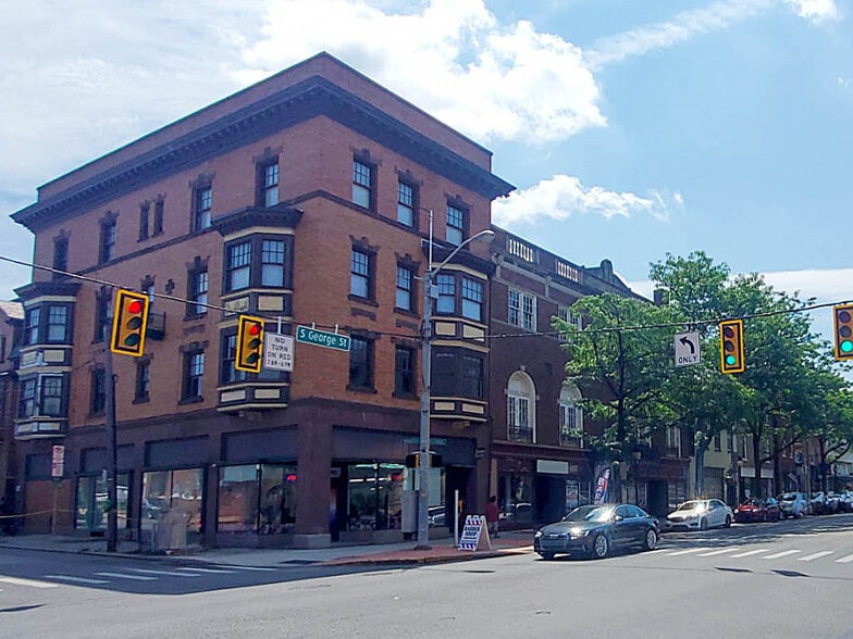 S. George St. Redevelopment Portfolio portfolio of 7 properties for sale on LoopNet.ca - Building Photo - Image 2 of 10