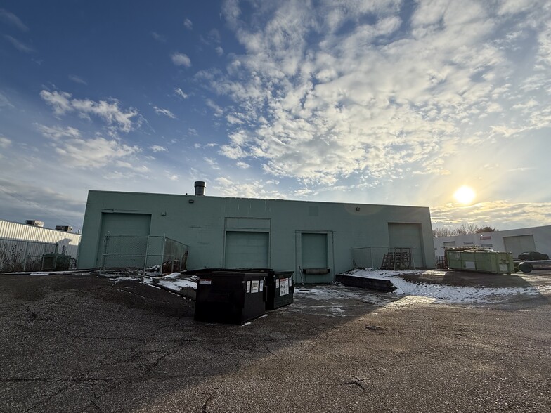 2035 Midway Dr, Twinsburg, OH for sale - Building Photo - Image 2 of 12