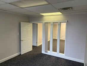 1101 N Kings Hwy, Cherry Hill, NJ for lease Interior Photo- Image 2 of 5