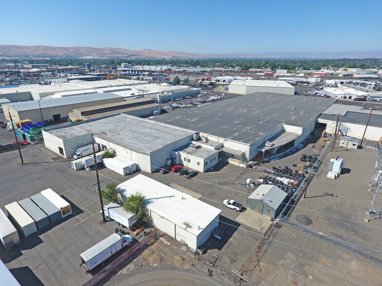 911 S 3rd St, Yakima, WA à louer - Photo du bâtiment - Image 3 de 7