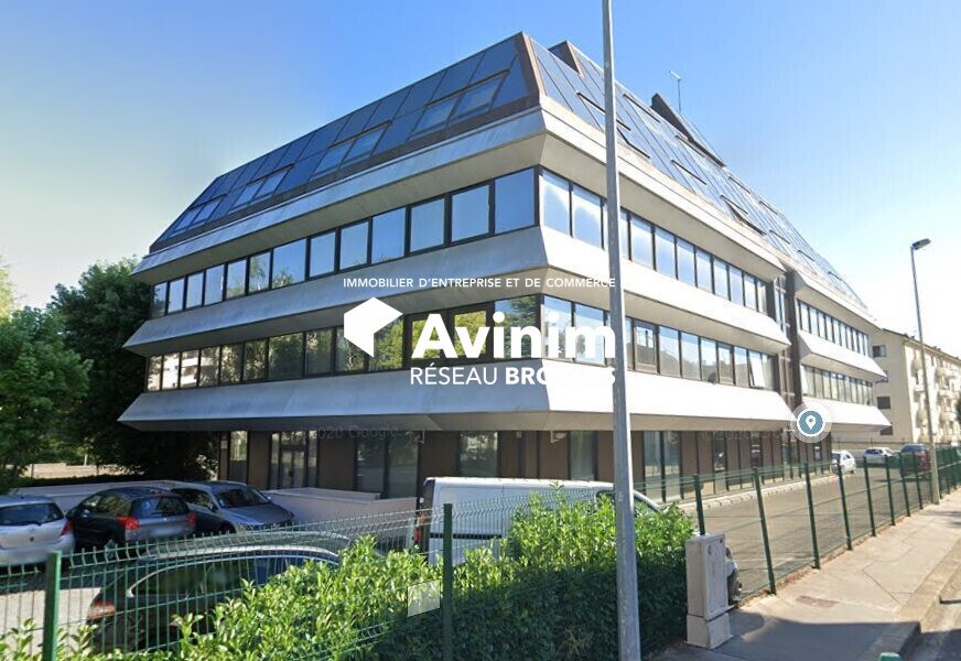 Office in Annecy for lease Building Photo- Image 1 of 21
