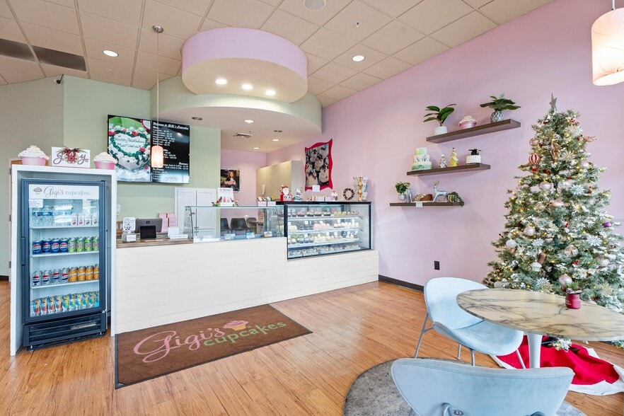 203 S Stratford Rd, Winston-Salem, NC for lease - Interior Photo - Image 3 of 22