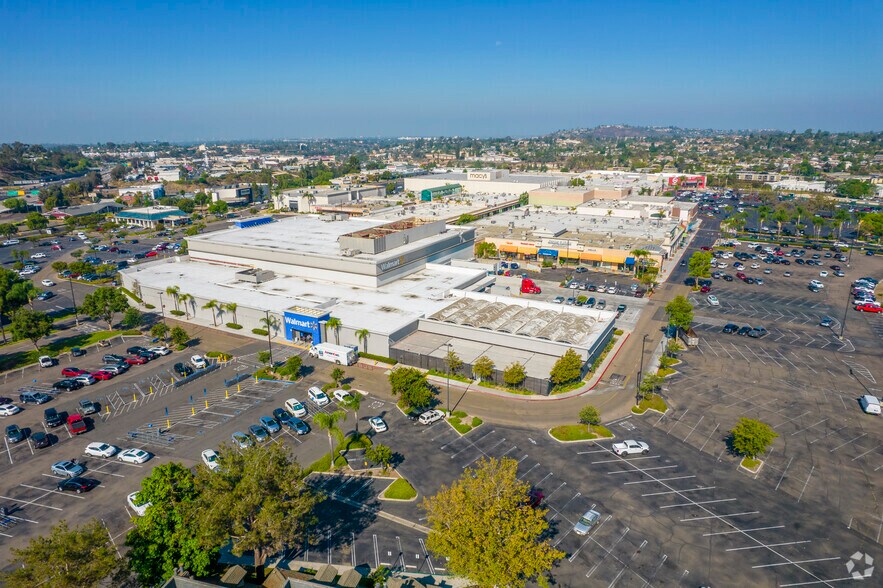 5500 Grossmont Center Dr, La Mesa, CA à louer - Aérien - Image 3 de 7