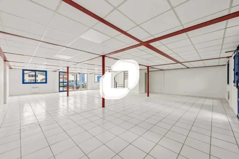 114-126 Avenue D'Alfortville, Choisy-le-Roi for lease Interior Photo- Image 1 of 6